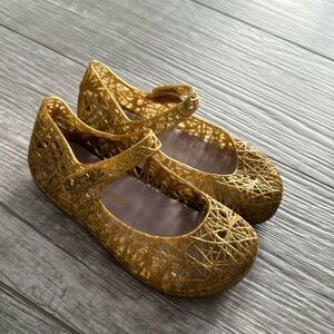 Kids mini Mellisa jellies size 9